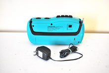 画像をギャラリービューアに読み込む, Seafoam Turquoise Soundesign Model 4615TL AM FM Cassette Radio! Sounds Great Excellent Condition! Everything Works!
