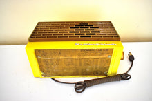 Load image into Gallery viewer, Banana Yellow 1954 Stromberg Carlson Model T4 AM Vacuum Tube Radio Rare Model! Rare Color!