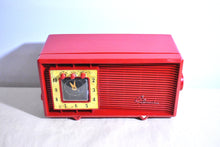 Charger l'image dans la galerie, Cardinal Red 1955 Sylvania Model 5484 Vacuum Tube Radio Sounds Great Excellent Condition!