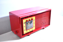 Charger l'image dans la galerie, Cardinal Red 1955 Sylvania Model 5484 Vacuum Tube Radio Sounds Great Excellent Condition!