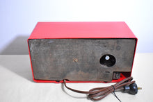Charger l'image dans la galerie, Cardinal Red 1955 Sylvania Model 5484 Vacuum Tube Radio Sounds Great Excellent Condition!