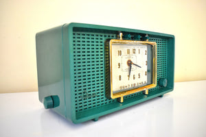 シャーウッド グリーン ミッドセンチュリー ヴィンテージ 1959 シルバニア モデル 598 AM 真空管目覚まし時計 ラジオ 希少な動作するパネル時計ディスプレイ!非常に良い状態！