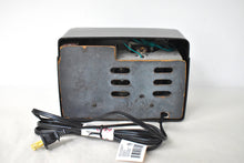 Charger l'image dans la galerie, Mocha Brown 1947 Teletone Model 135 Vacuum Tube AM Radio! Excellent Condition!