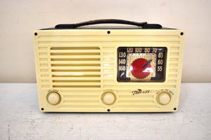 Alligator Wood 1950 Travler Model 5022 AM Portable Vacuum Tube Radio Excellent Condition! Sounds Great!