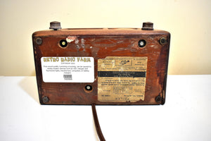 Solid Wood 1942 Philco Model 42-PT-96 Vacuum Tube AM Radio Works Great!