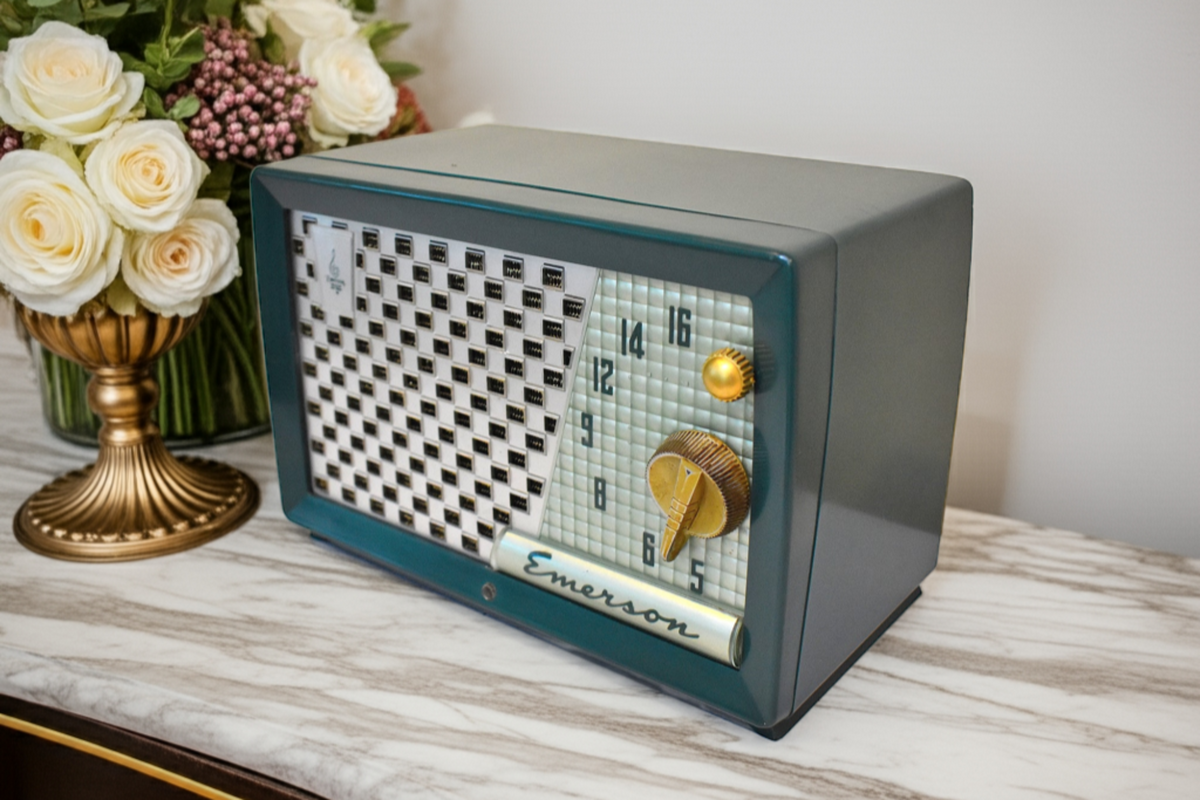 Army Green 1954 Emerson Model 729B AM Vacuum Tube Radio Rare Model! So ...