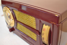 画像をギャラリービューアに読み込む, Oxblood Burgundy 1952 Westinghouse Model H355-T5 Vacuum Tube AM Clock Radio Beauty Sounds Fantastic!