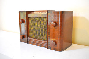Artisan Crafted Wood 1946 Westinghouse Model H-130 Vacuum Tube AM Radio Nice Color! Awesome Performer!