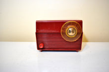 Charger l&#39;image dans la galerie, Bluetooth Ready To Go - Little Red 1953 Westinghouse Model H-380T5 Vacuum Tube AM Radio Big Sound!