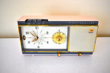 画像をギャラリービューアに読み込む, Victoria Pink 1961 Westinghouse Model H7766L6A AM Vintage Radio Excellent Condition Sounds Terrtific!