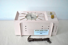 画像をギャラリービューアに読み込む, Grasshopper Green 1953 Philco Transitone Model 53-701 AM 真空管ラジオ レアなユニークなカラーコンボサウンドが素晴らしい!