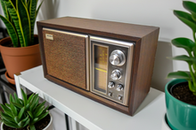 Charger l'image dans la galerie, Bluetooth Ready To Go - 1975-1977 Sony Model ICF-9550W AM/FM Solid State Transistor Radio Sounds Fantastic! Sony Only!