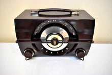 Load image into Gallery viewer, Umber Brown 1954 Zenith Model Y615 AM Vacuum Tube Radio Excellent Condition! Monster Sound!