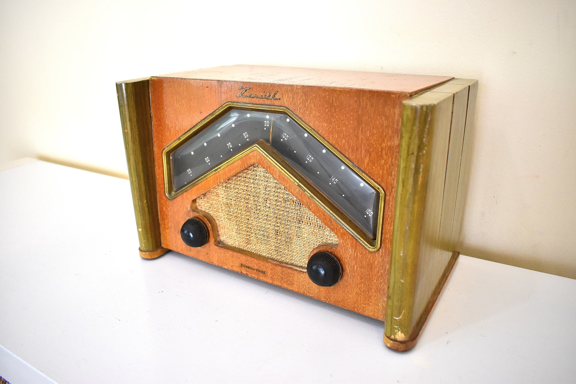 Green Wood 1946 Zenith Model 6D029G Consoltone Vacuum Tube AM Radio Excellent Condition! Rare Color!