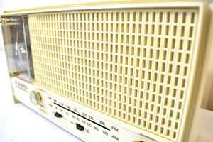 Bluetooth 準備完了 - リネン アイボリー 1965 ゼニス モデル A-402W AM FM ソリッド ステート トランジスタ ラジオ サウンドは素晴らしいです。