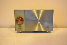 Load image into Gallery viewer, Bluetooth Ready To Go - Olive &amp; Ivy 1960 Zenith Model F512 AM Vacuum Tube Radio Little Blaster! Excellent Condition!