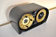 Load image into Gallery viewer, Mamba Black Owl Eyes Bakelite 1950 Zenith Model G516 AM Vacuum Tube Radio Excellent Condition! Great Sounding!