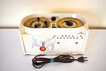 Load image into Gallery viewer, White Owl Eyes 1951 Zenith Model G516 AM Vacuum Tube Radio Great Looking and Sounding! Rare Color!