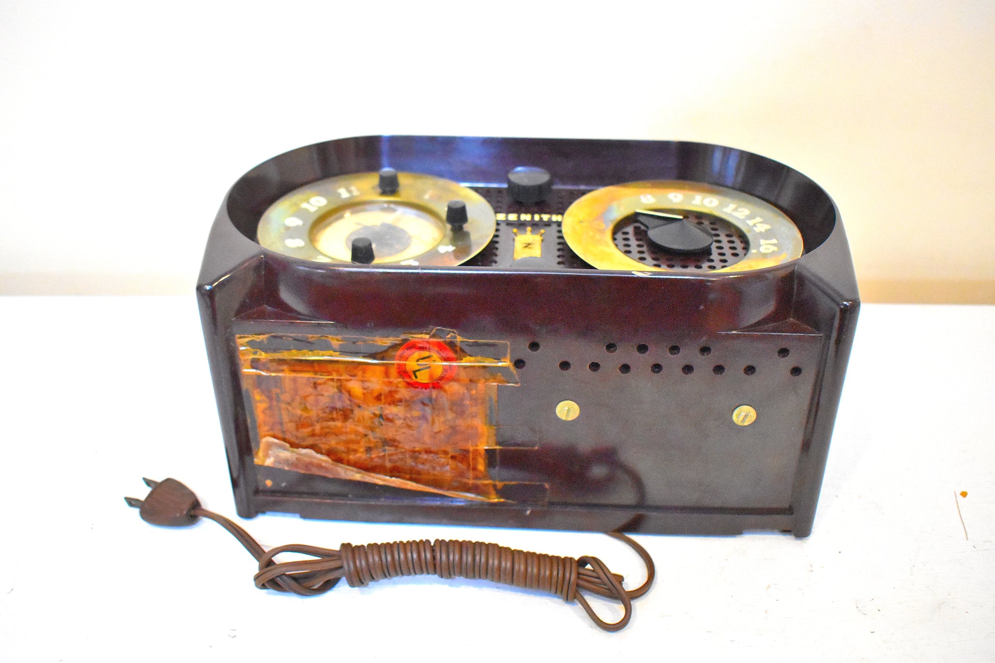 Espresso Brown Owl Eyes 1951 Zenith Model G516 AM Vacuum Tube Radio Gr ...
