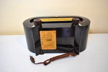 Load image into Gallery viewer, Kona Brown Racetrack Bakelite 1951 Zenith Consol-Tone Model H511 Vacuum Tube Radio Sounds Great! Excellent Plus Condition!