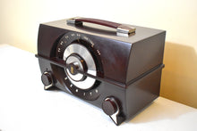 Load image into Gallery viewer, Mocha Brown 1952 Zenith Model K615 Vacuum Tube AM Radio Sounds Great! Excellent Condition!
