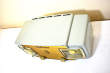 Load image into Gallery viewer, Gull Gray 1953 Zenith Model K622 Vacuum Tube Radio Alarm Clock Looks and Sounds Great! Excellent Condition!