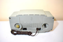 Load image into Gallery viewer, Gull Gray 1953 Zenith Model K622 Vacuum Tube Radio Alarm Clock Looks and Sounds Great! Excellent Condition!