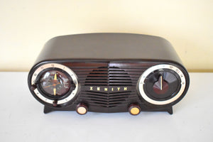 Espresso Brown Bakelite 1954 Zenith Owl Eyes Model L515 AM Vacuum Tube Radio Very Good Condition! Great Sounding!