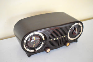 Espresso Brown Bakelite 1954 Zenith Owl Eyes Model L515 AM Vacuum Tube Radio Very Good Condition! Great Sounding!