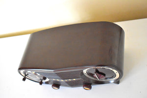 Espresso Brown Bakelite 1954 Zenith Owl Eyes Model L515 AM Vacuum Tube Radio Very Good Condition! Great Sounding!