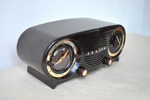Load image into Gallery viewer, Espresso Brown Bakelite 1954 Zenith Owl Eyes Model L515 AM Vacuum Tube Radio Excellent Condition! Great Sounding!