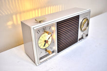 Load image into Gallery viewer, Wood Grain Beige 1967 Zenith Model H-519 Vacuum Tube AM Clock Radio Excellent Condition and Great Sounding!