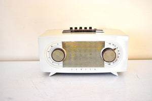 Pralines and Cream 1955 Zenith Broadway Model R512W AM Vacuum Tube Radio Sounds Great! Excellent Condition! Factory One Off Features!