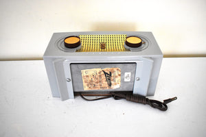 Naval Gray 1955 Zenith "Broadway" Model Z510G AM Vacuum Tube Radio Excellent Condition Looks Like a Star!