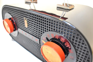 ウィドウ ブラック＆レッド 1955年ゼニスモデル R510Y 真空管AMラジオ オーバルフクロウアイズ！素晴らしいレセプション！非常に良い状態！ 