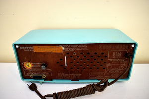 アクアマリン ターコイズ 1957年 モトローラモデル 56CD 真空管 AM時計ラジオ 希少な美しい色のサウンドが素晴らしい！