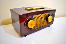Load image into Gallery viewer, Burgundy Maroon 1955 Zenith &quot;Broadway&quot; Model R511R AM Vacuum Tube Radio Sounds Great Looks Like a Star!