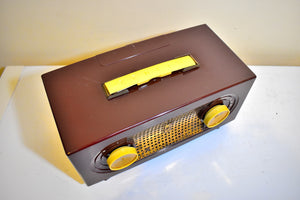 Burgundy Maroon 1955 Zenith "Broadway" Model R511R AM Vacuum Tube Radio Sounds Great Looks Like a Star!