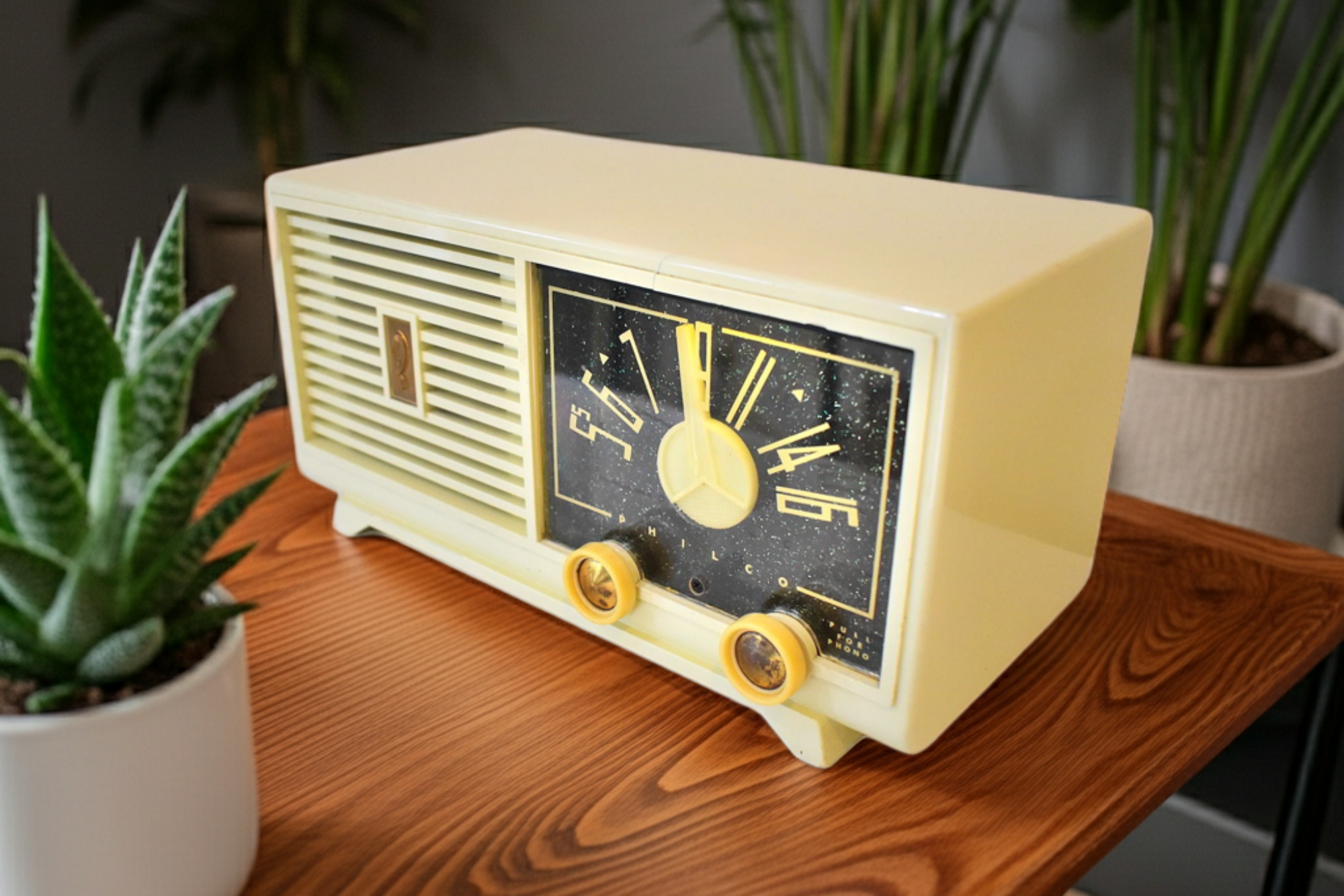 Mandarin Orange 1954 Philco Model B574 Vacuum Tube Radio Awesome Condition! Looks and Sounds Great!