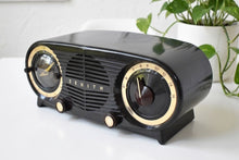 Load image into Gallery viewer, Espresso Brown Bakelite 1954 Zenith Owl Eyes Model L515 AM Vacuum Tube Radio Excellent Condition! Great Sounding! 