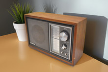 画像をギャラリービューアに読み込む, 70s Panasonic Model RE-6289 AM/FM Solid State Transistor Radio Sounds Great! Excellent Condition!