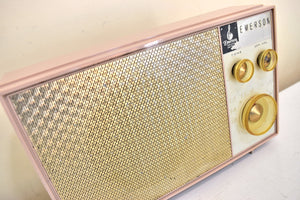 Bluetooth 準備完了 - リトル ピンキー 1961 エマーソン モデル G-1702 AM 真空管ラジオのサウンドは素晴らしいです。