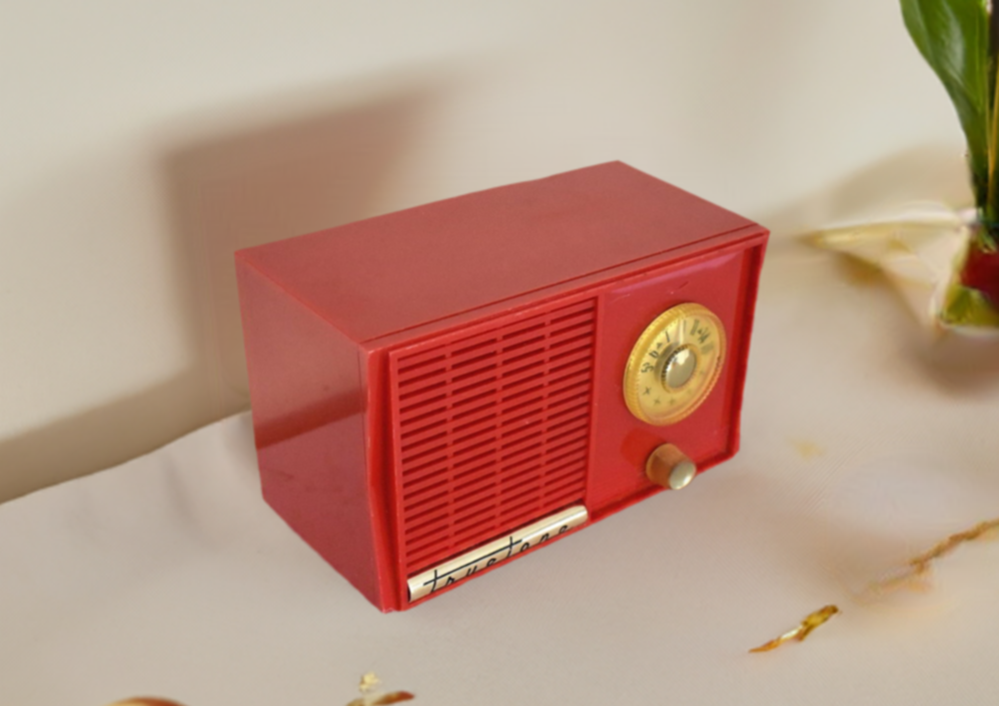 Bluetooth Ready To Go - Racer Red Truetone Model 2981 AM Vacuum Tube Radio  Sounds Great! Excellent Condition!