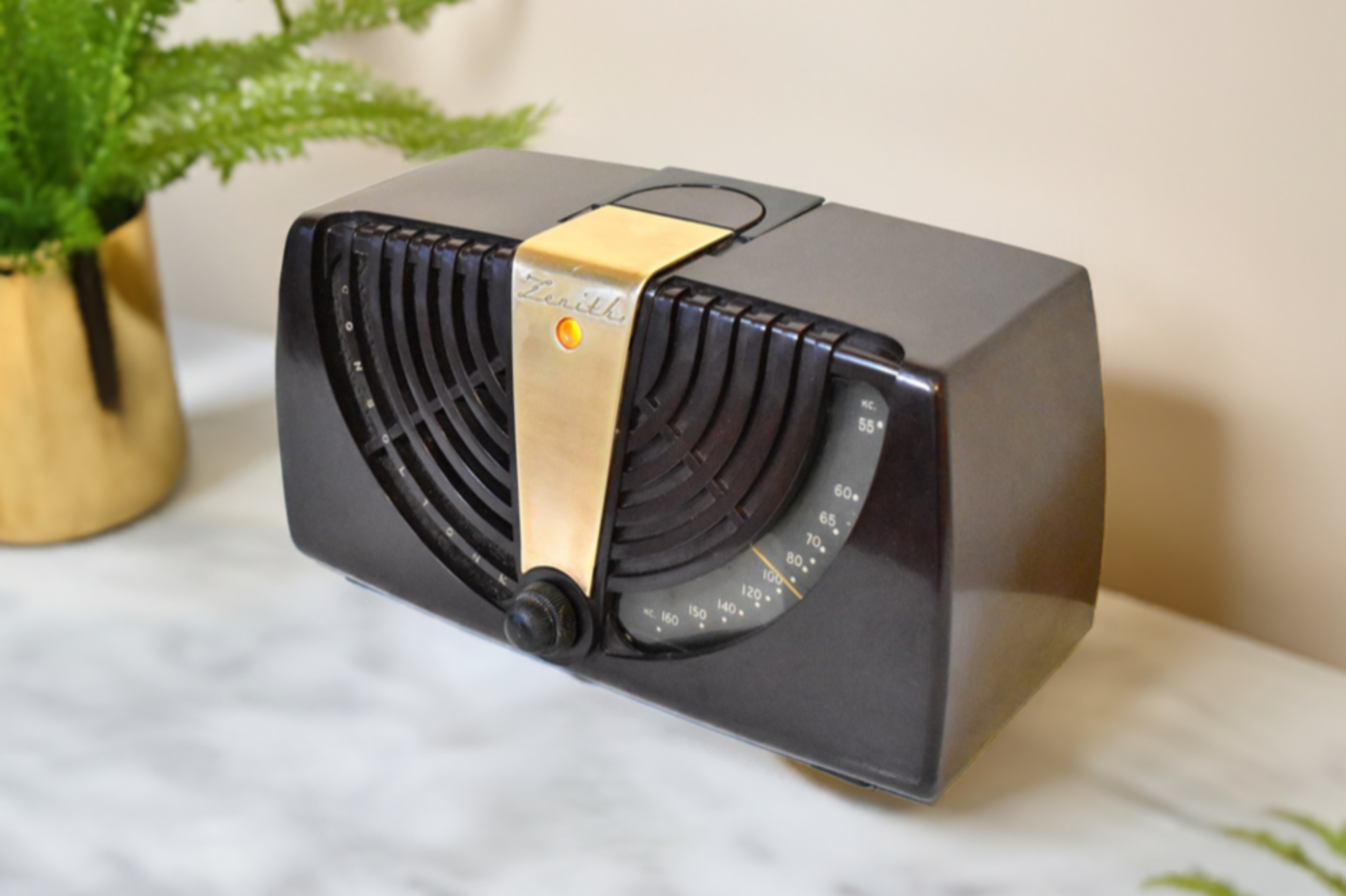 ゼネラル製　真空管ラジオ ブラウン色 モカ タン ブラウン ゼネラル エレクトリック モデル C530A AM/FM