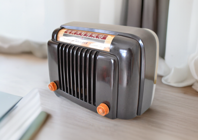 Marble Brown Bakelite 1949 Bendix Model 526A AM Vacuum Tube Radio Classic Design! Sounds Great! Love This One!