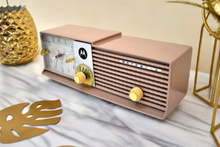 画像をギャラリービューアに読み込む, Sahara Taupe 1959 Motorola Model 5T27N-1 Vacuum Tube AM Radio Clean and Gorgeous Looking