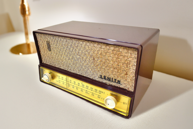 Burgundy Maroon 1958 Zenith Model B-723R AM/FM Vacuum Tube Radio Sounds Great Excellent Plus Condition!