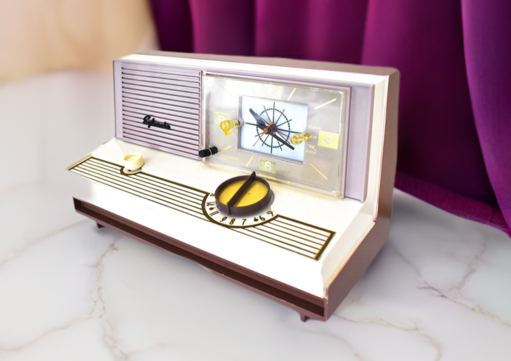 Lavender Mauve Tan 1960 Sylvania Model 5C12 Vacuum Tube AM Clock