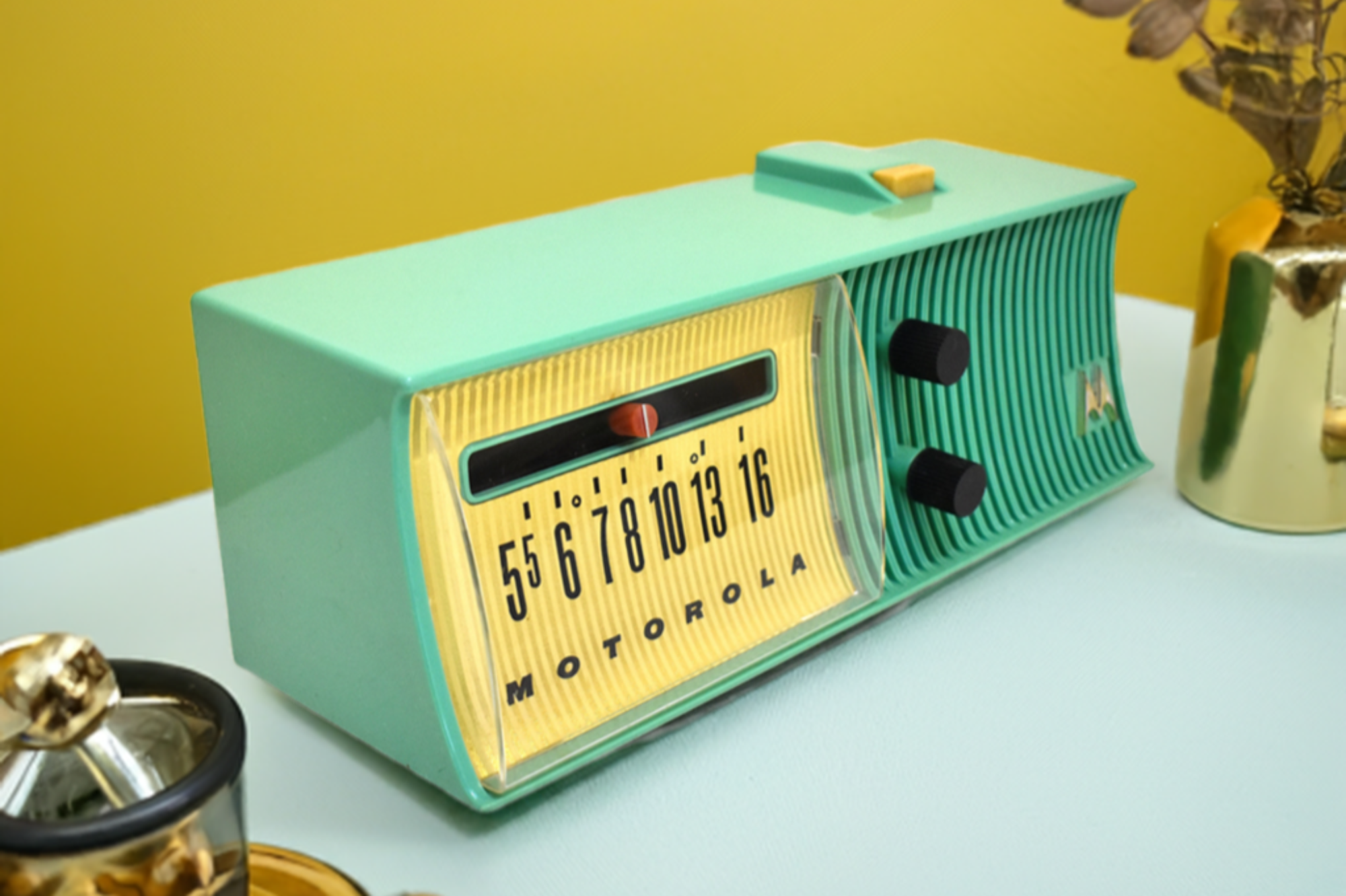 Sea Green 1957 Motorola Model 57H AM Vacuum Tube Radio Rare Model Sea Green 1957 Motorola Model 57H AM Vacuum Tube Radio Rare Model