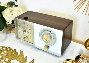 Bluetooth Ready To Go - Wood Paneling 1962 General Electric Model C-413C Vacuum Tube AM Alarm Clock Radio Beauty! Sounds Great! Looks Great!